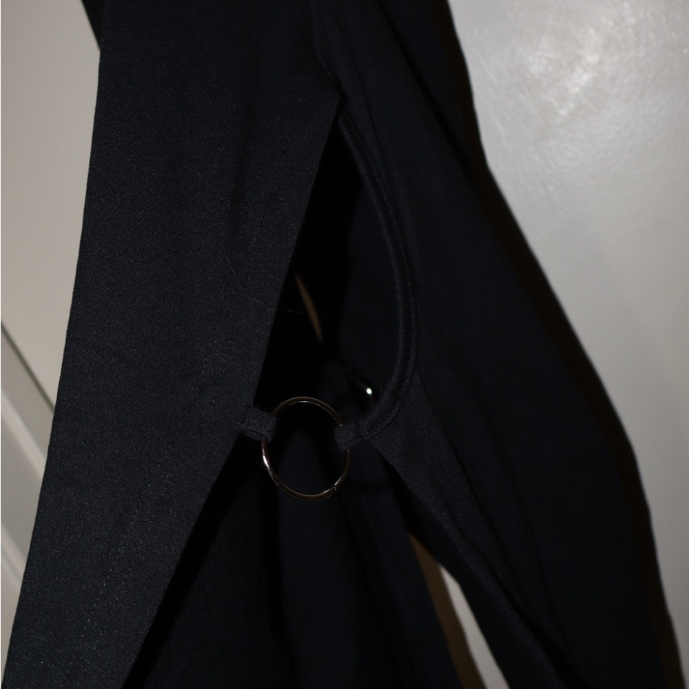 Chic Black Mini Dress for a Night Out